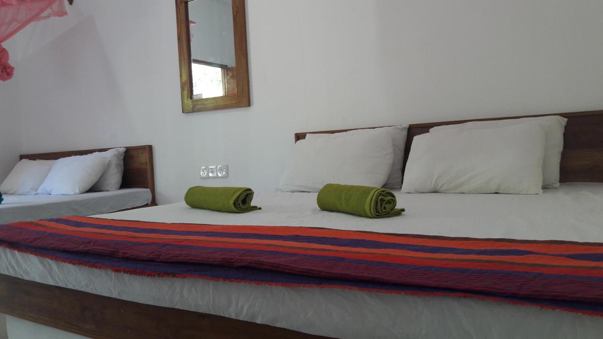 Share Safari House Udawalawe Bed & Breakfast エクステリア 写真