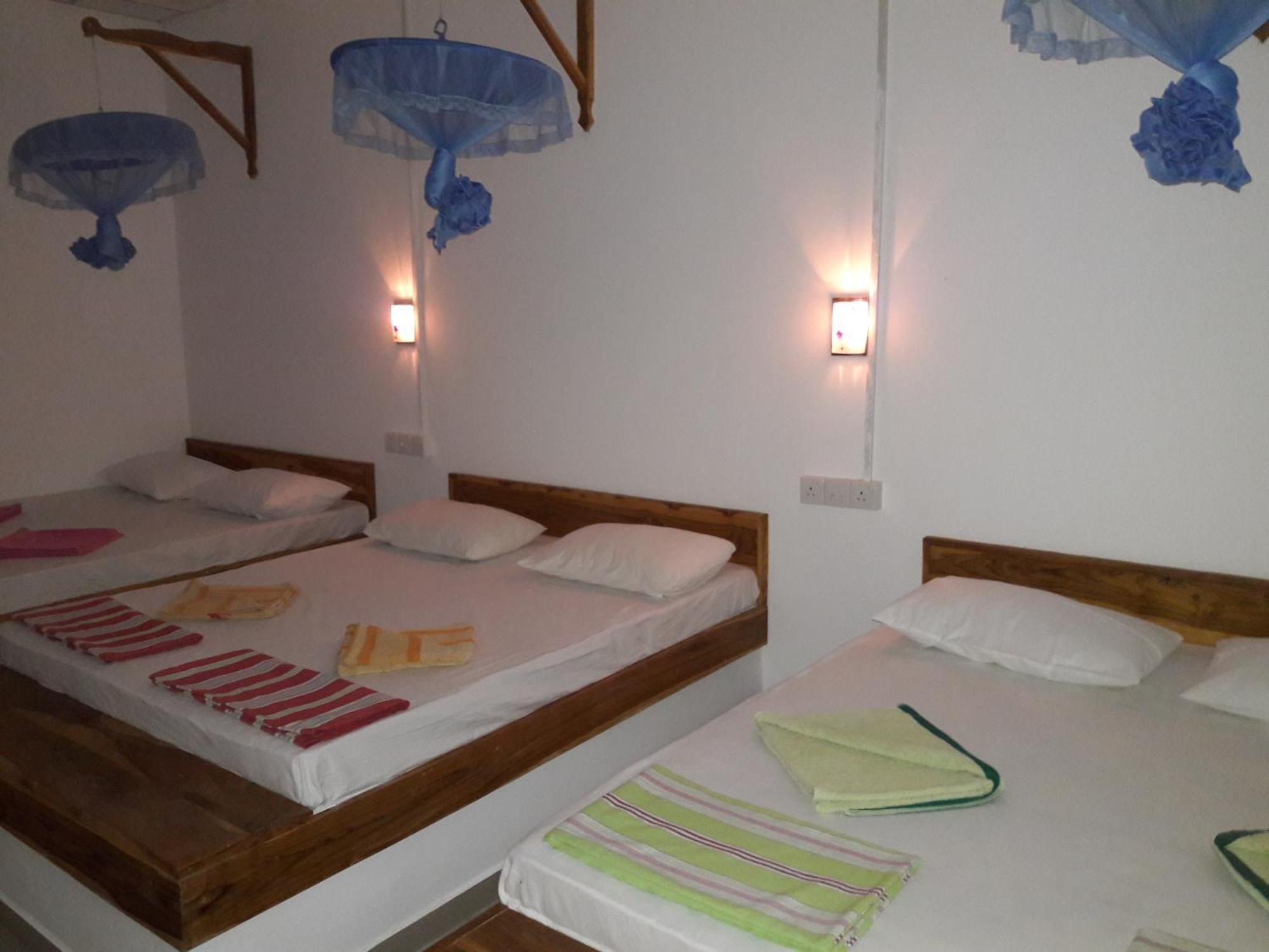 Share Safari House Udawalawe Bed & Breakfast エクステリア 写真