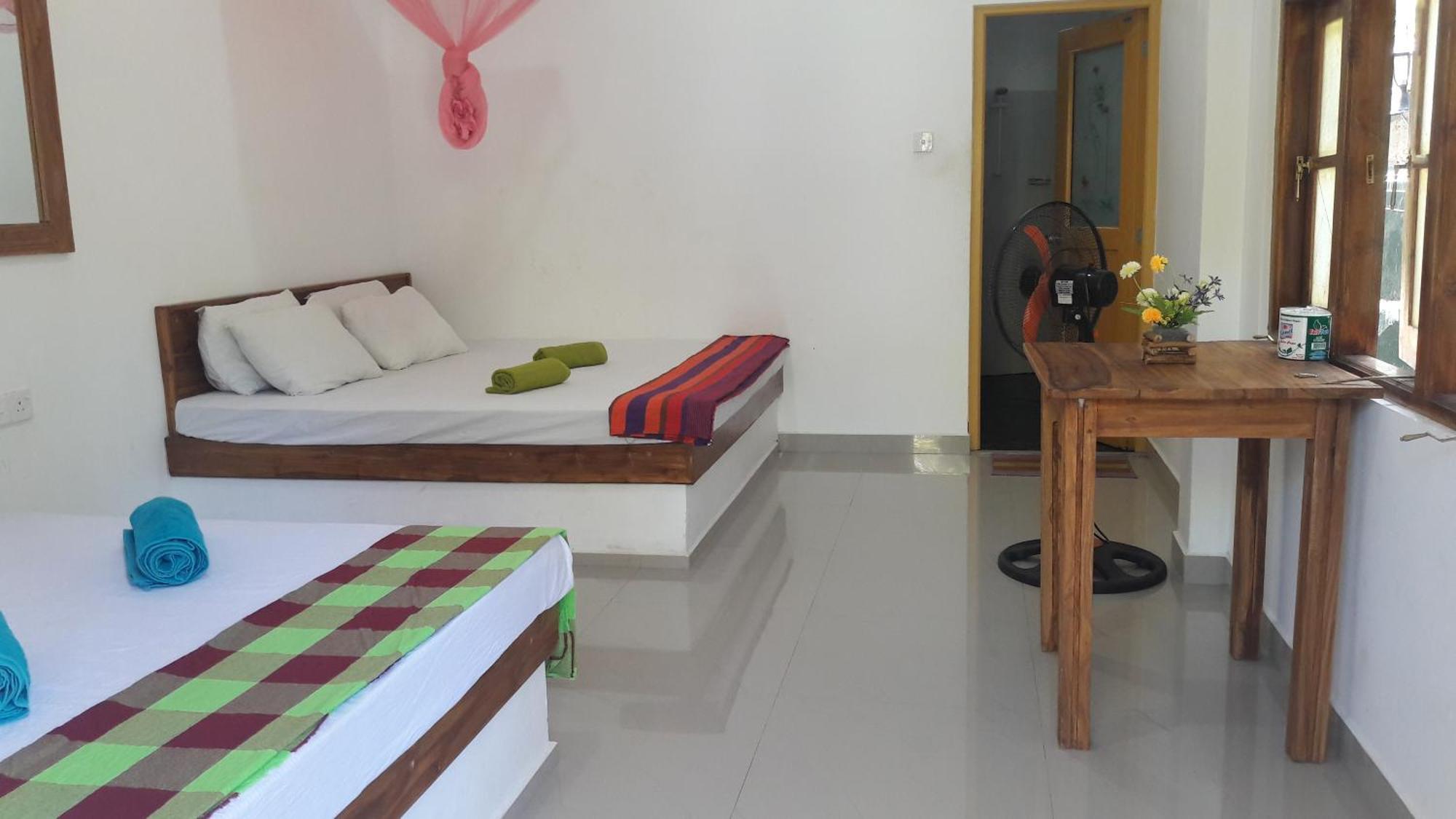 Share Safari House Udawalawe Bed & Breakfast エクステリア 写真