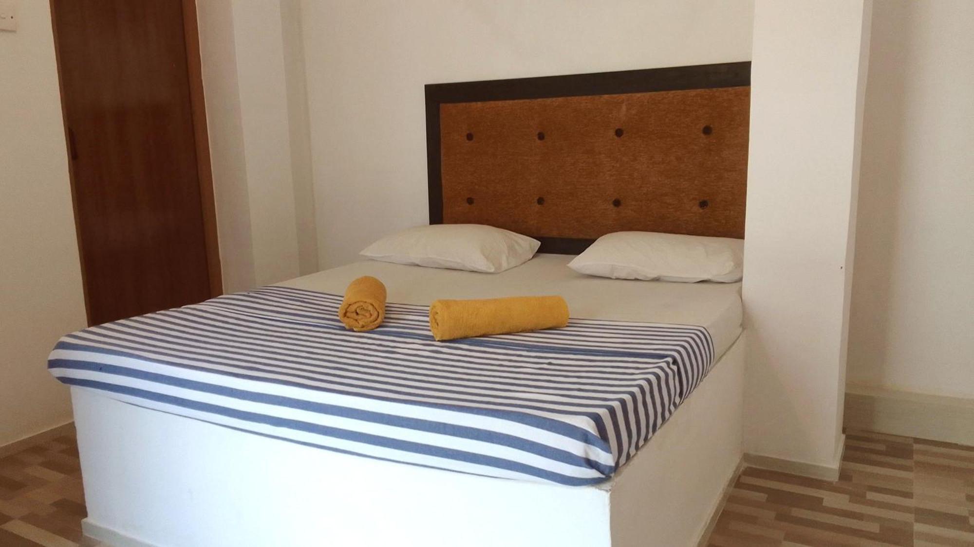 Share Safari House Udawalawe Bed & Breakfast エクステリア 写真