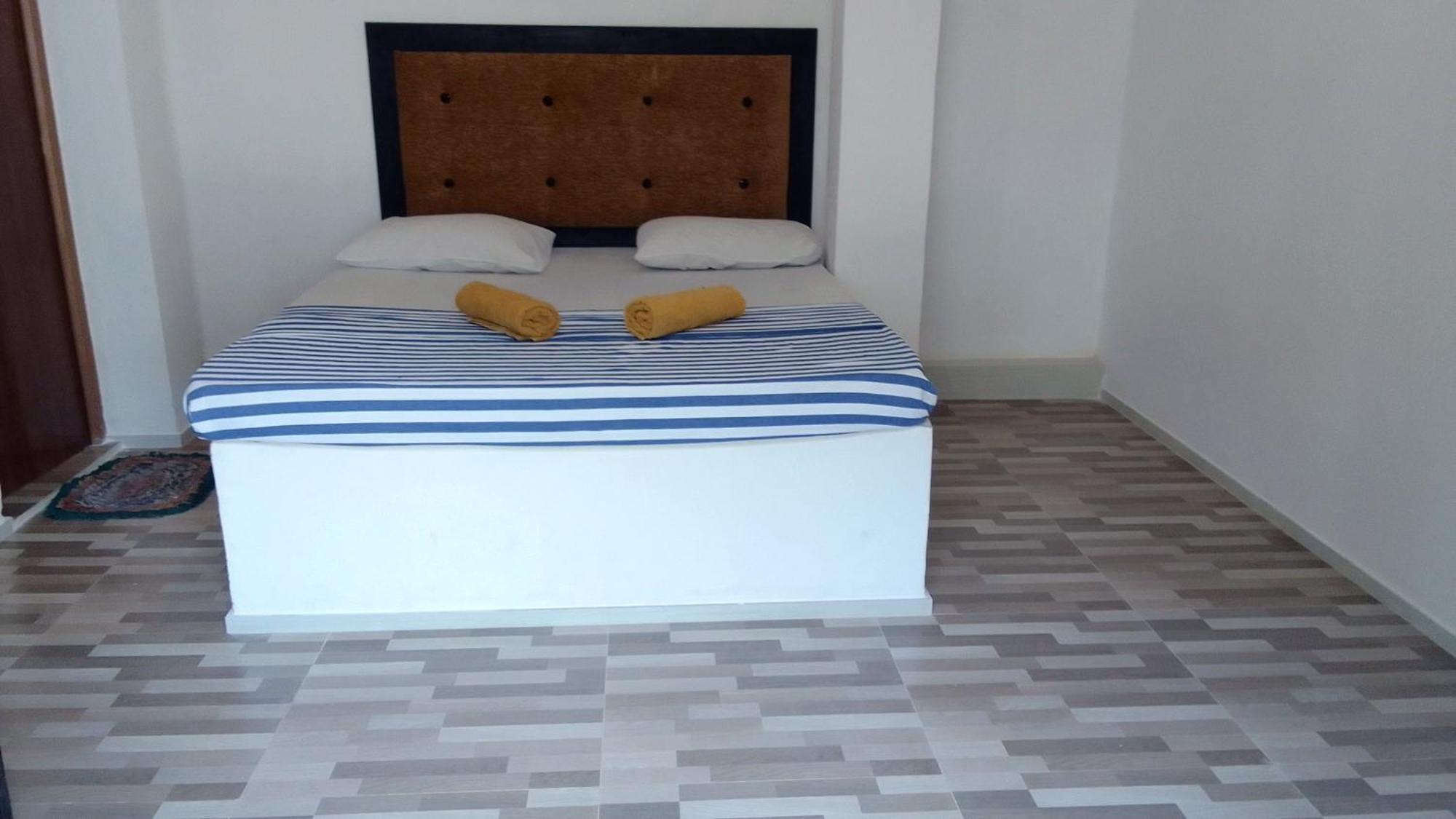 Share Safari House Udawalawe Bed & Breakfast エクステリア 写真